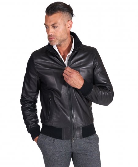 Giacca Bomber in pelle nera...