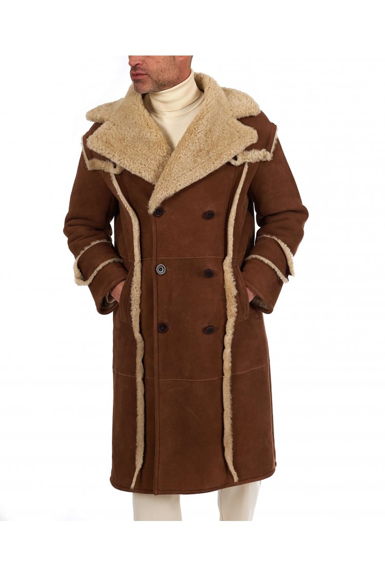 Cappotto in montone scamosciato color cuoio doppiopetto