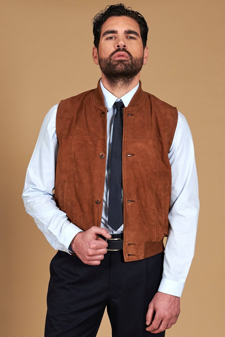 Gilet in pelle camoscio...