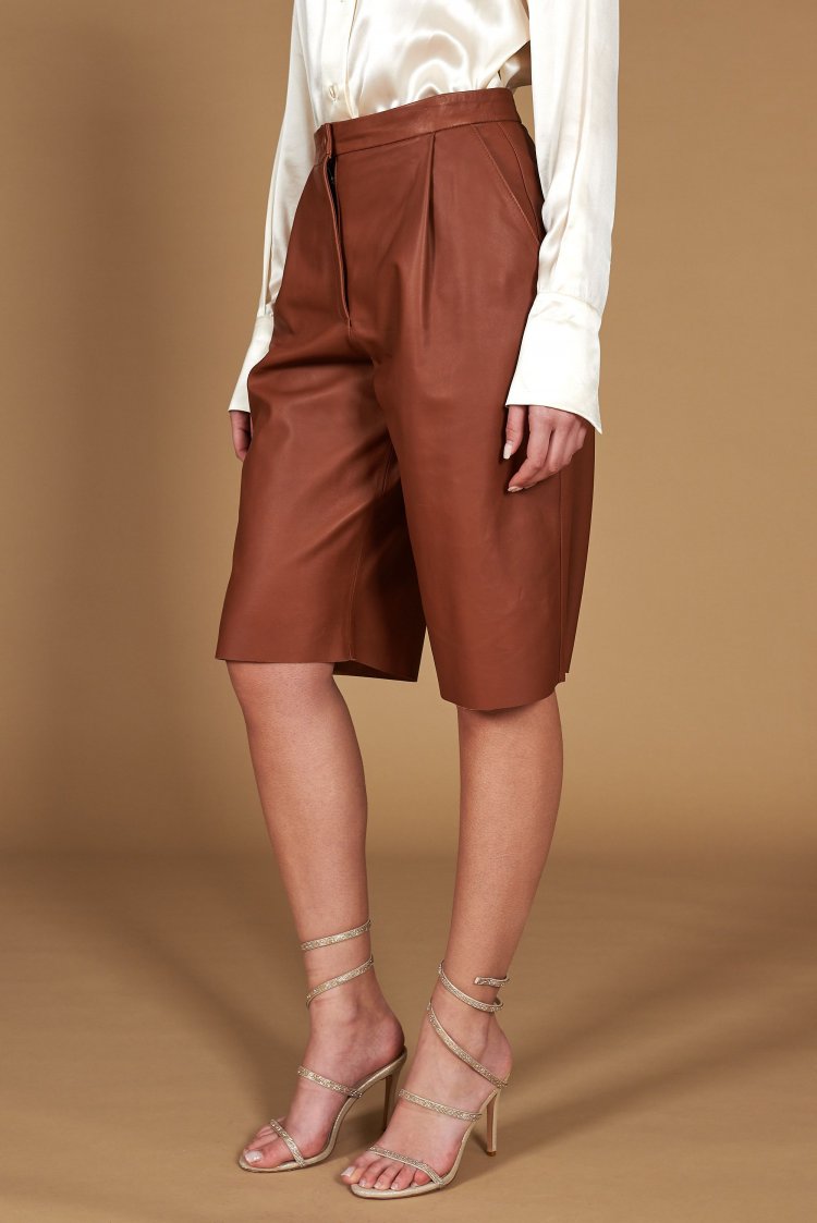 Pantalone in pelle cuoio...