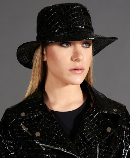 Cappello da donna in pelle nera stampa cocco stile secchiello
