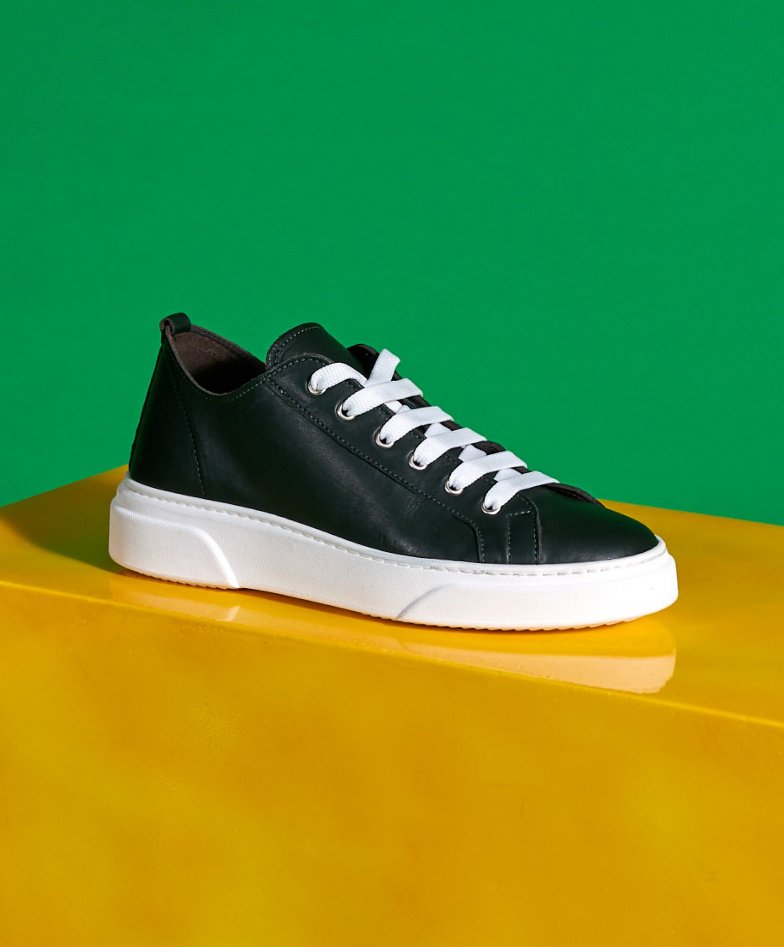 Scarpe ginnastica verdi sale