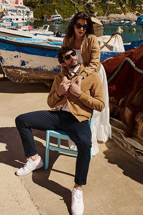 Capi in pelle beige camoscio